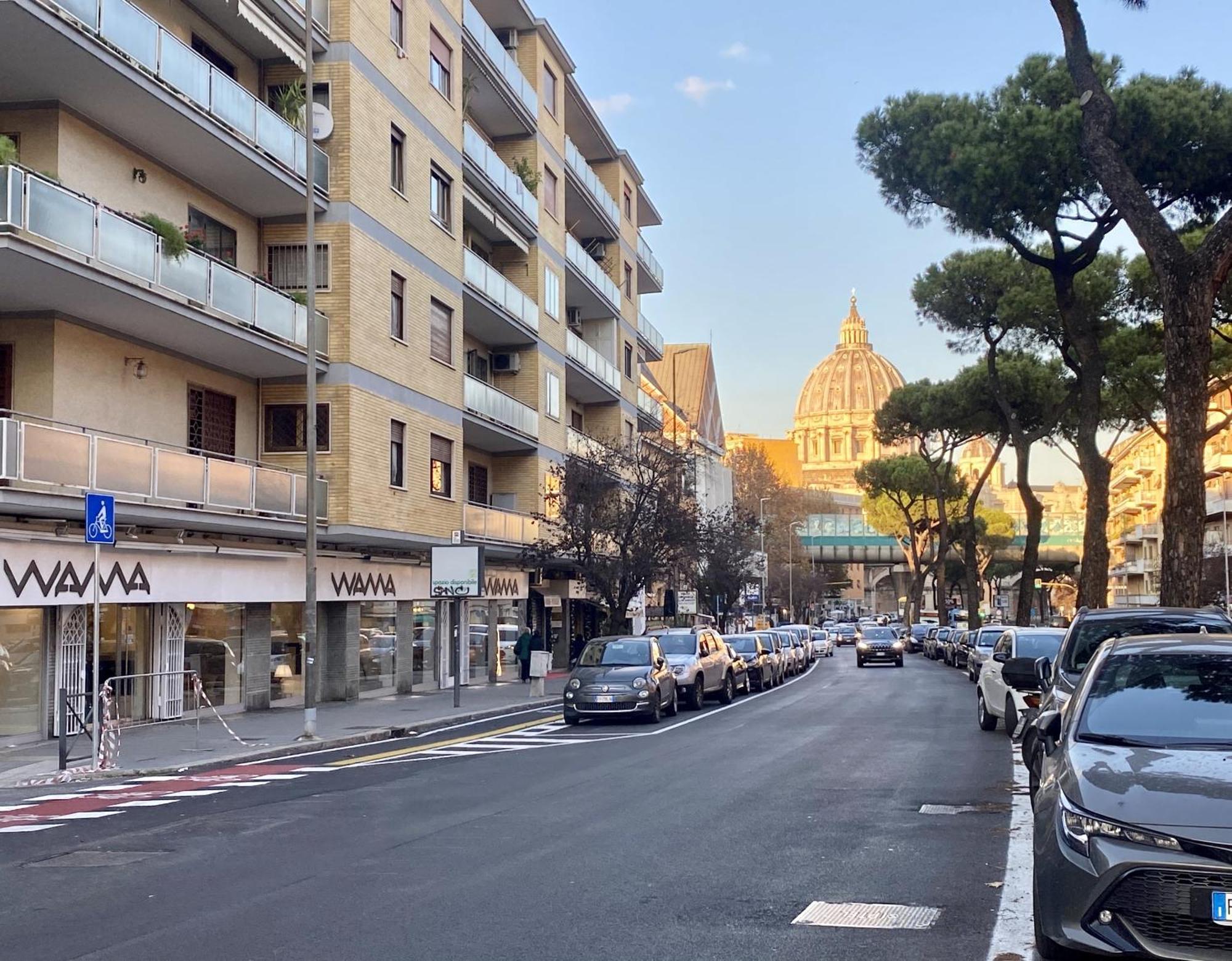 Beside The Vatican — Photos 2